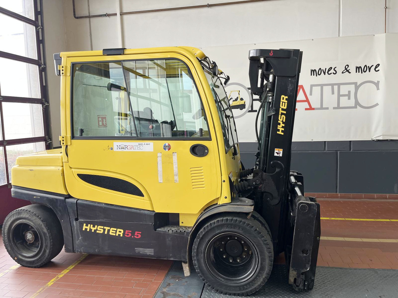 Hyster J5.5XN6 Advance - Electric forklift: picture 3 Hyster J5.5XN6 Advance - Electric forklift: picture 3