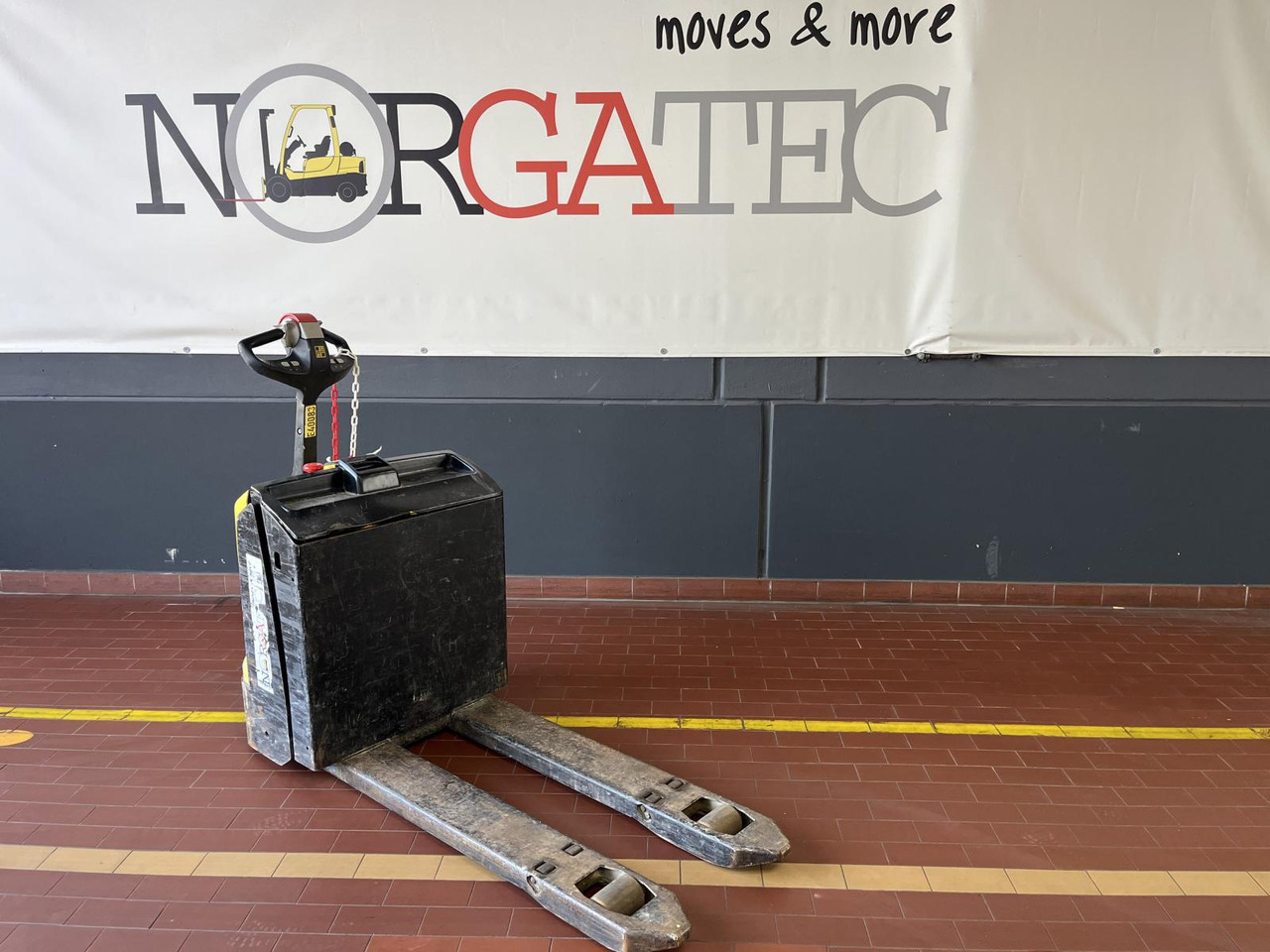 Hyster P1.8 - Pallet truck: picture 2 Hyster P1.8 - Pallet truck: picture 2