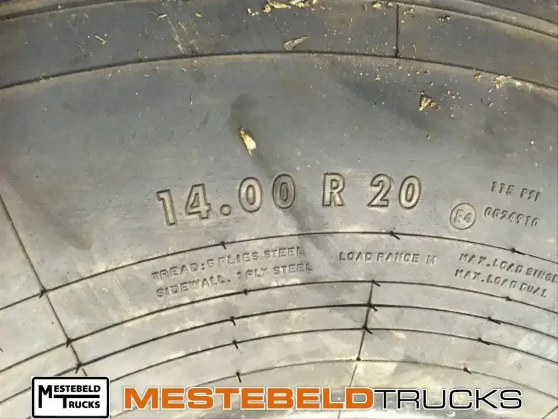 Continental Banden 14.00 r20 HCS profil - Wheel and tire package for Truck: picture 2 Continental Banden 14.00 r20 HCS profil - Wheel and tire package for Truck: picture 2