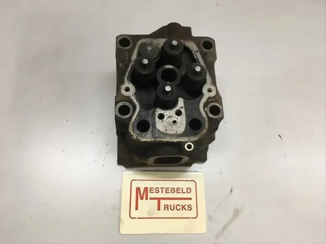 Mercedes-Benz Cilinderkop Actros - Engine and parts for Truck: picture 1 Mercedes-Benz Cilinderkop Actros - Engine and parts for Truck: picture 1