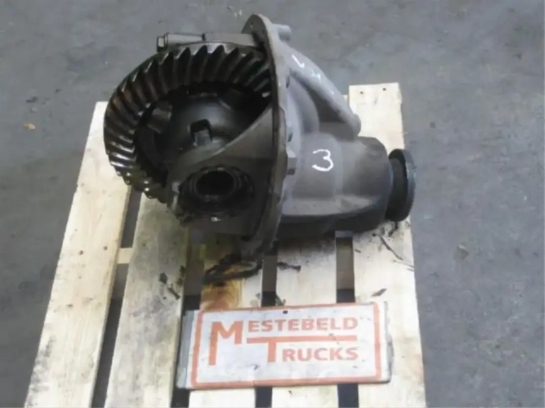 Mercedes-Benz Differentieel HL2 - Rear axle for Truck: picture 1 Mercedes-Benz Differentieel HL2 - Rear axle for Truck: picture 1