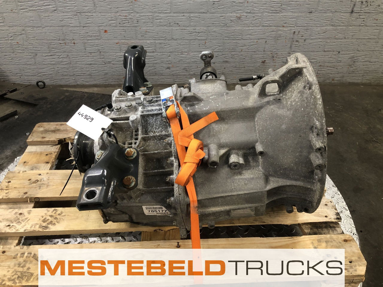 Mercedes-Benz Versnellingsbak G85-6 / 6,7-0,73 manuel - Gearbox and parts for Truck: picture 3 Mercedes-Benz Versnellingsbak G85-6 / 6,7-0,73 manuel - Gearbox and parts for Truck: picture 3