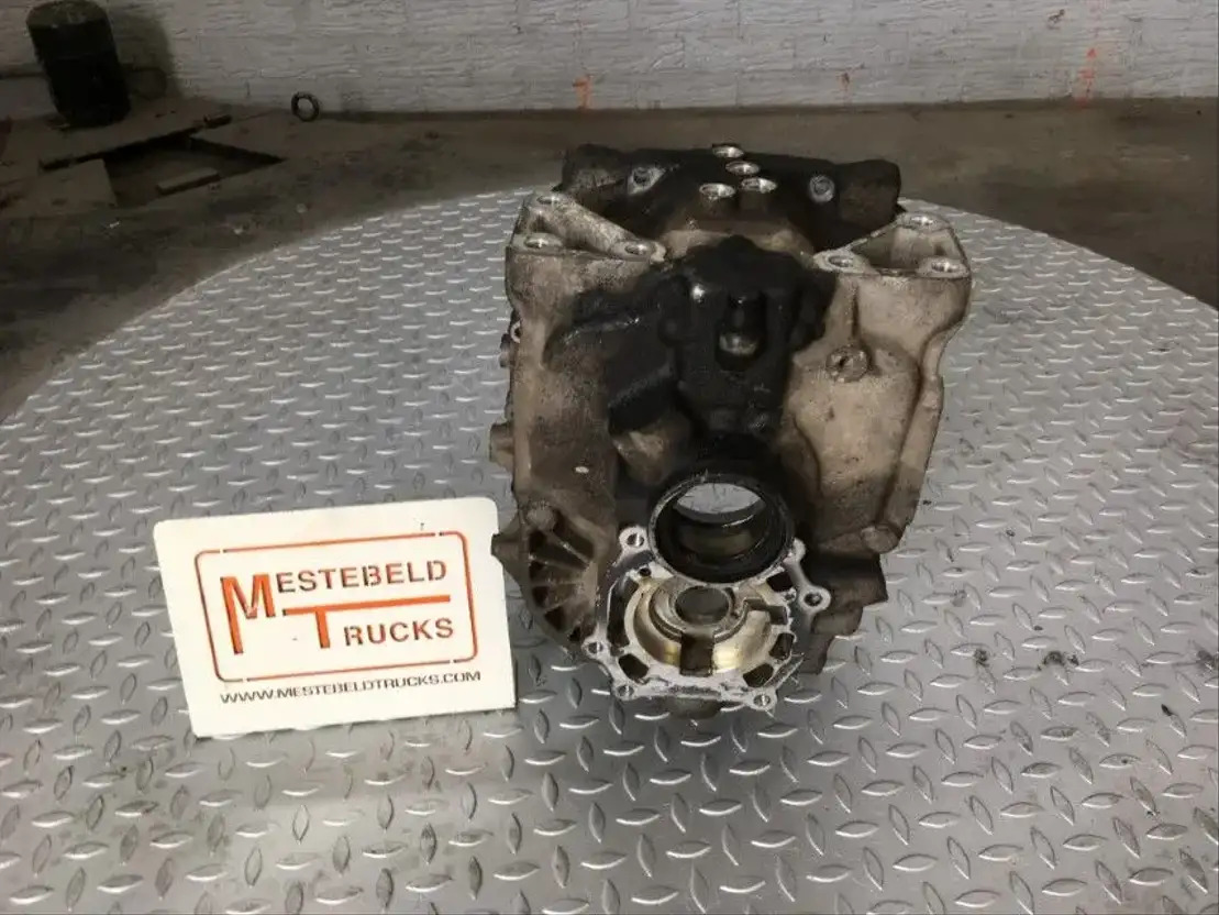 Mercedes-Benz Versnellingsbakhuis - Gearbox and parts for Truck: picture 1 Mercedes-Benz Versnellingsbakhuis - Gearbox and parts for Truck: picture 1