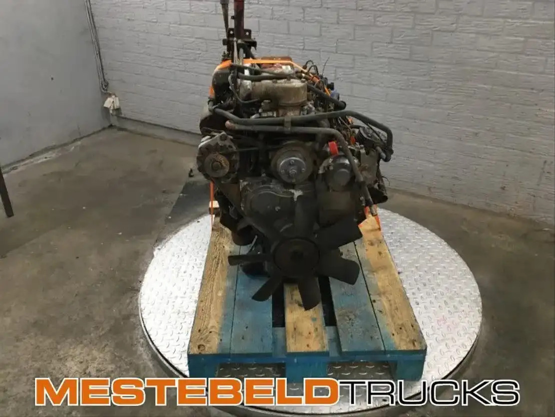 Perkins Motor 4 cilinder - Engine for Truck: picture 1 Perkins Motor 4 cilinder - Engine for Truck: picture 1