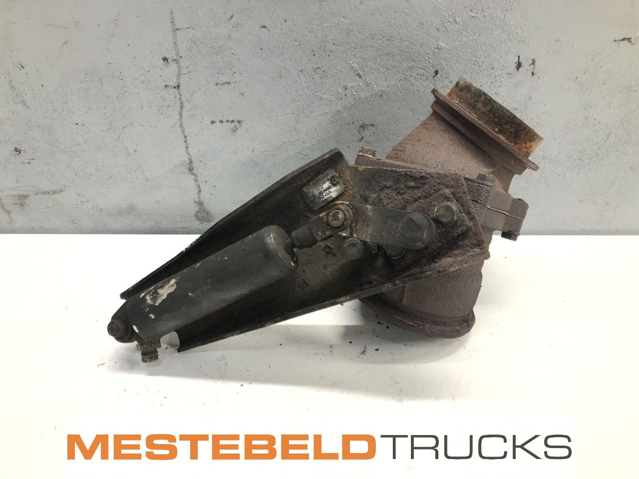 Scania Motorremklep - Muffler/ Exhaust system for Truck: picture 1 Scania Motorremklep - Muffler/ Exhaust system for Truck: picture 1