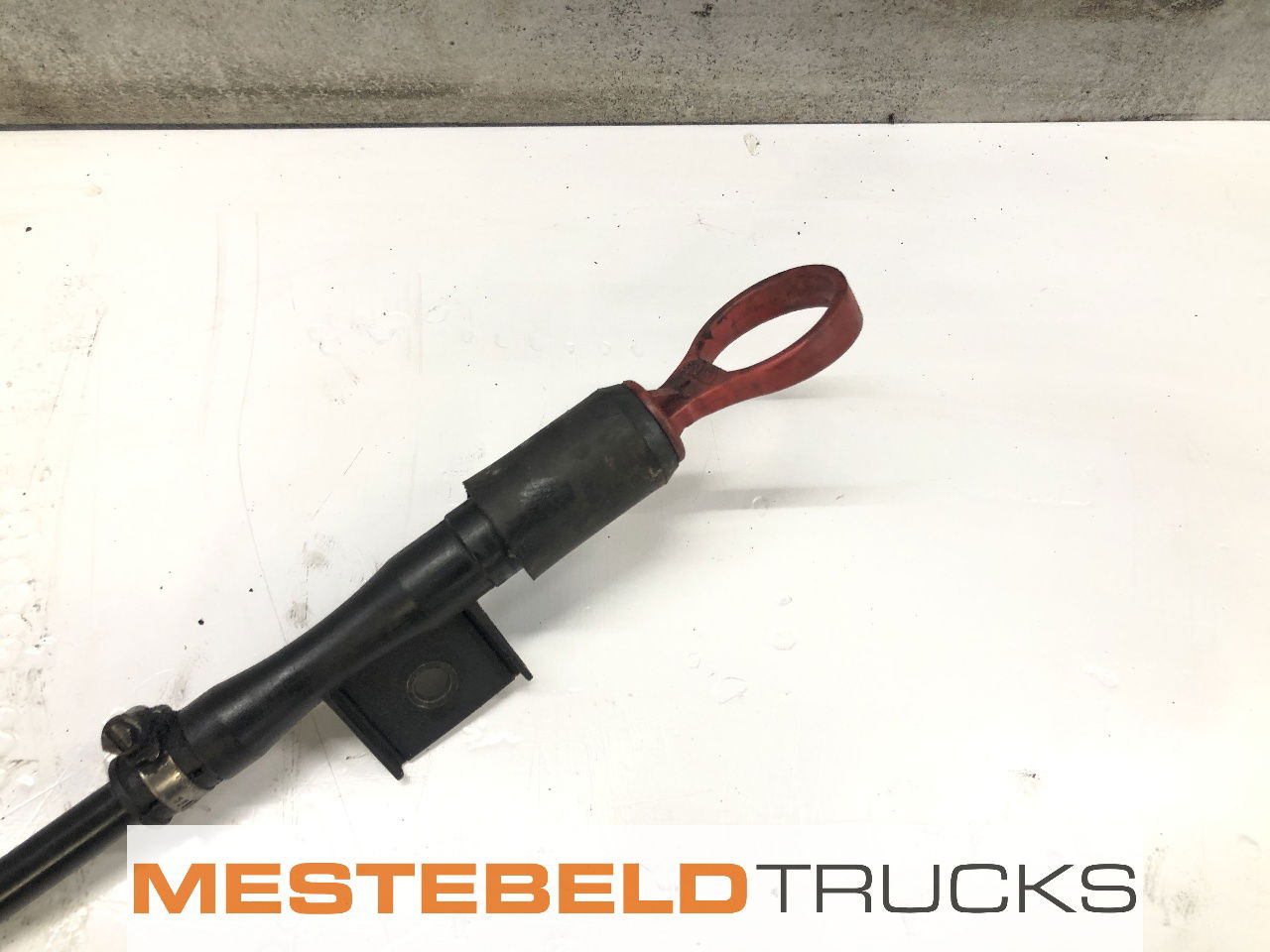 Scania Peilstok met houder DC13 - Engine and parts for Truck: picture 3 Scania Peilstok met houder DC13 - Engine and parts for Truck: picture 3