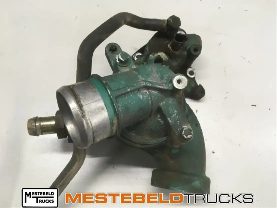 Volvo Thermostaathuis FE - Cooling system for Truck: picture 1 Volvo Thermostaathuis FE - Cooling system for Truck: picture 1