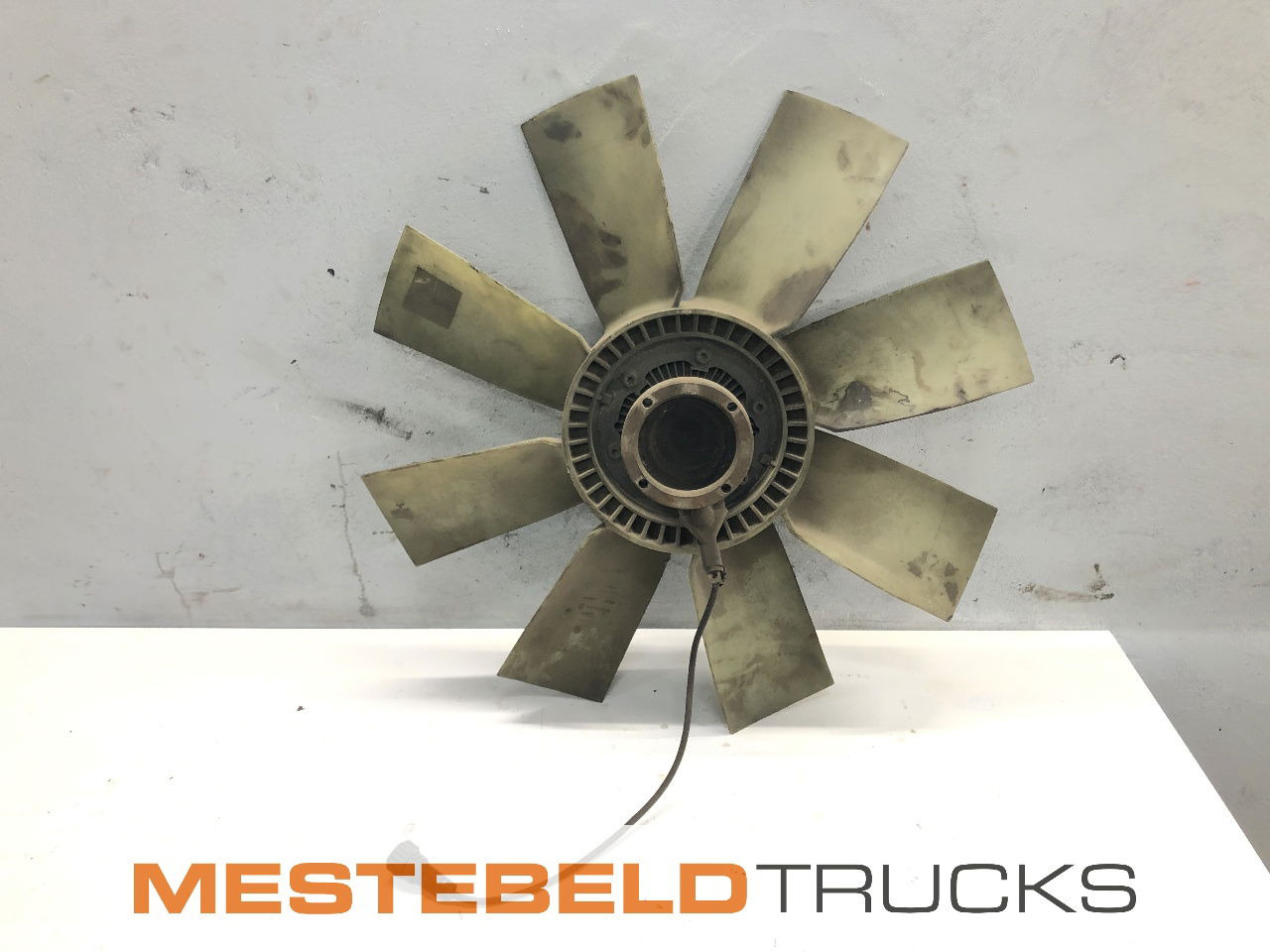 Volvo Vin + visco koppeling FM 9.340 - Cooling system for Truck: picture 1 Volvo Vin + visco koppeling FM 9.340 - Cooling system for Truck: picture 1