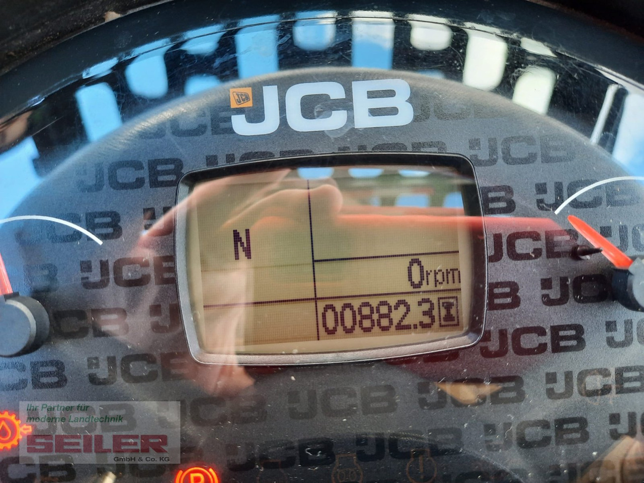 JCB 403 Agri PLUS - Compact loader: picture 5 JCB 403 Agri PLUS - Compact loader: picture 5