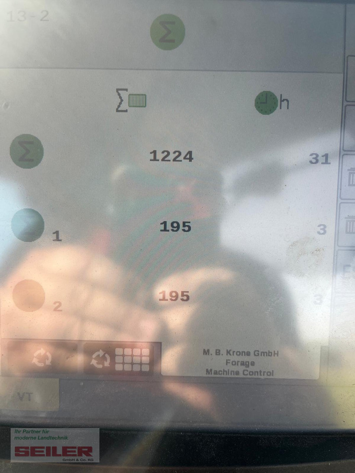 Square baler, Bale wrapper Krone Big Pack 1270 VC: picture 17