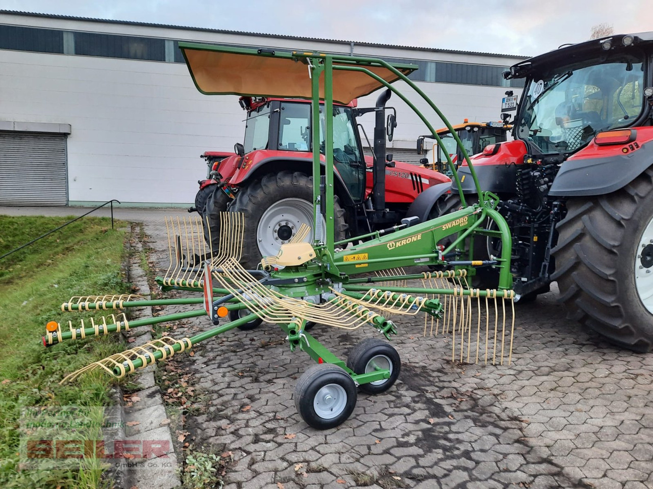 Krone Swadro S460 - Tedder/ Rake: picture 1 Krone Swadro S460 - Tedder/ Rake: picture 1