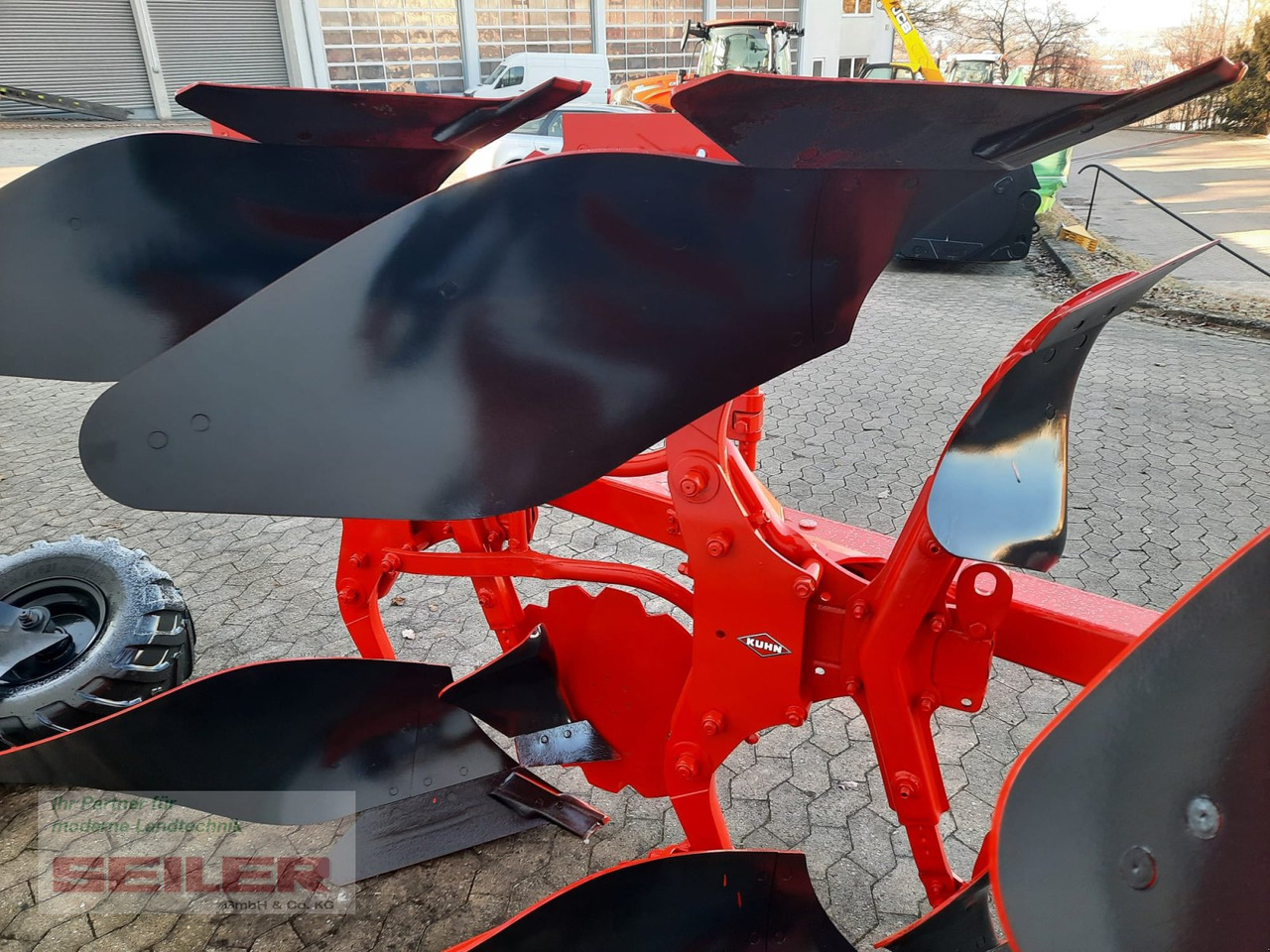 Kuhn Vari-Master 123T LPo 5-Schar - Plow: picture 3 Kuhn Vari-Master 123T LPo 5-Schar - Plow: picture 3