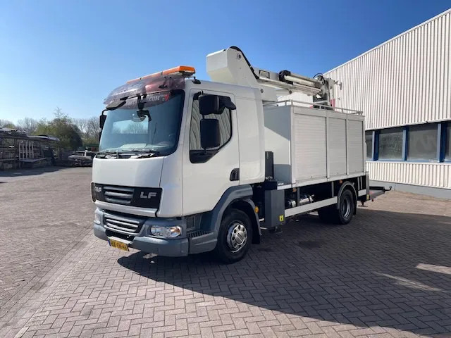 DAF LF 45.160 CUSTERS Hoogwerker / Skyworker 14,5mtr APK/Tuv nov 2025 - Truck mounted aerial platform: picture 4 DAF LF 45.160 CUSTERS Hoogwerker / Skyworker 14,5mtr APK/Tuv nov 2025 - Truck mounted aerial platform: picture 4