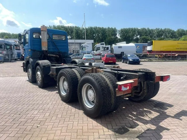 MAN 32.403 8x4 chassis Manual Full Steel - Cab chassis truck: picture 4 MAN 32.403 8x4 chassis Manual Full Steel - Cab chassis truck: picture 4