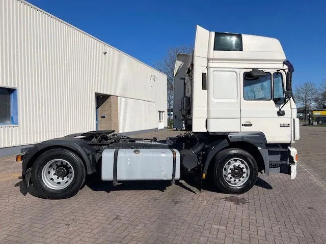 MAN 19.463 6 Cilinder Manual pomp EURO 2 - Tractor unit: picture 2 MAN 19.463 6 Cilinder Manual pomp EURO 2 - Tractor unit: picture 2