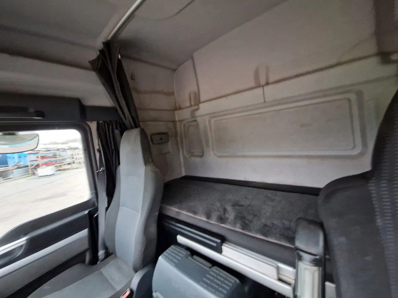 Tractor unit MAN TGS 18.480 Euro 5 Retarder 2-Tanks: picture 18 Tractor unit MAN TGS 18.480 Euro 5 Retarder 2-Tanks: picture 18