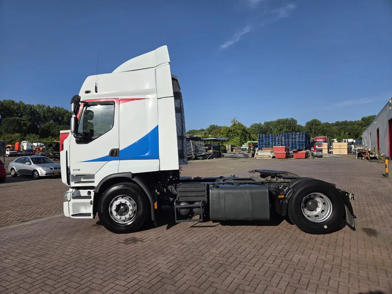 Tractor unit Renault Premium 450 Manual gearbox 2 Tanks Retarder: picture 8 Tractor unit Renault Premium 450 Manual gearbox 2 Tanks Retarder: picture 8