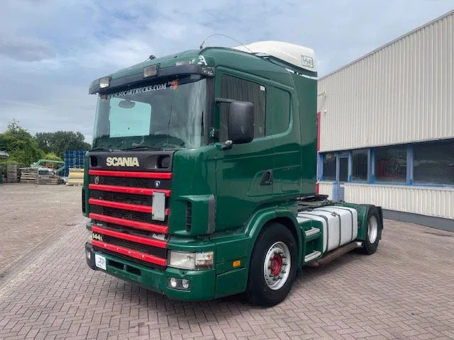 Scania R144-530 V8 Retarder 2x Diesel tank - Tractor unit: picture 3 Scania R144-530 V8 Retarder 2x Diesel tank - Tractor unit: picture 3
