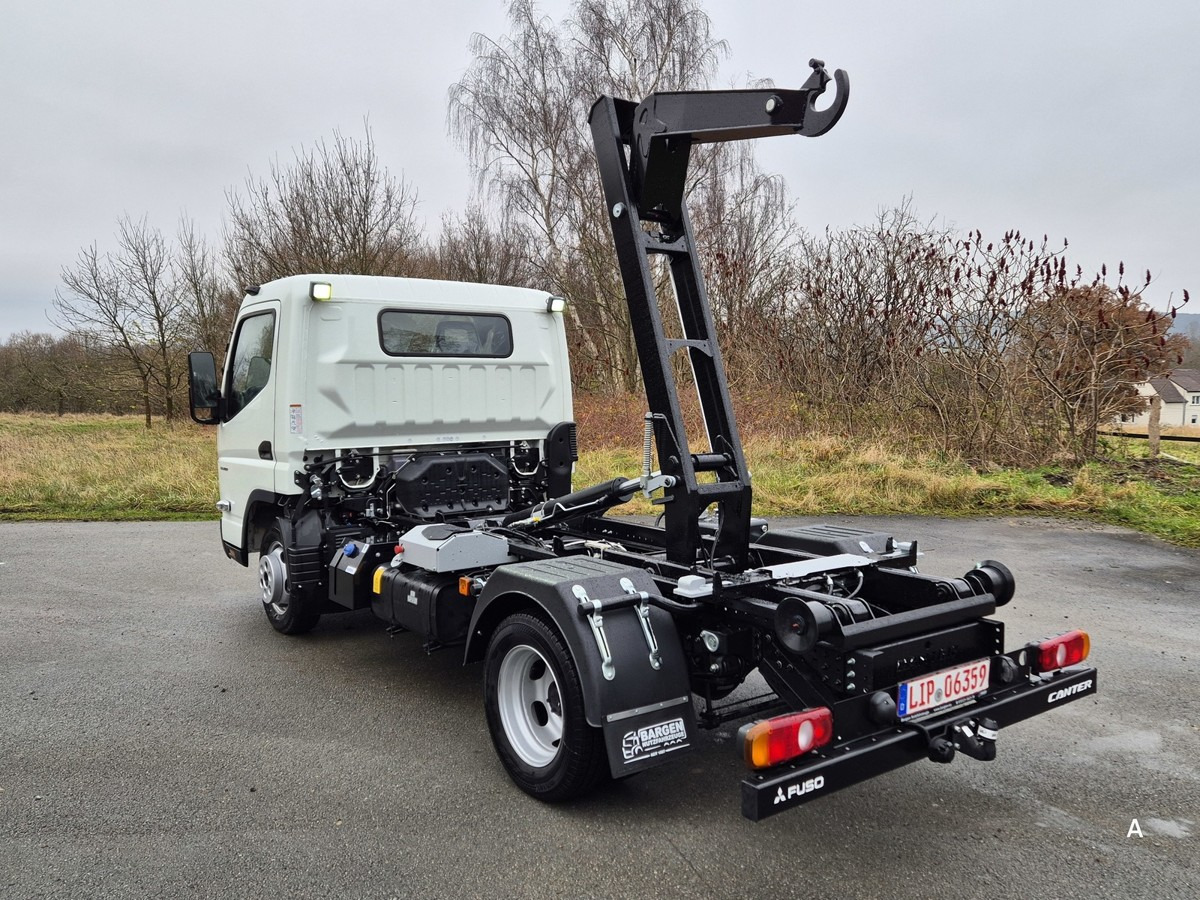 FUSO 3C15 Duonic Aut.City Abrollkipper AHK 3.5T sofor - Hook lift truck: picture 2 FUSO 3C15 Duonic Aut.City Abrollkipper AHK 3.5T sofor - Hook lift truck: picture 2