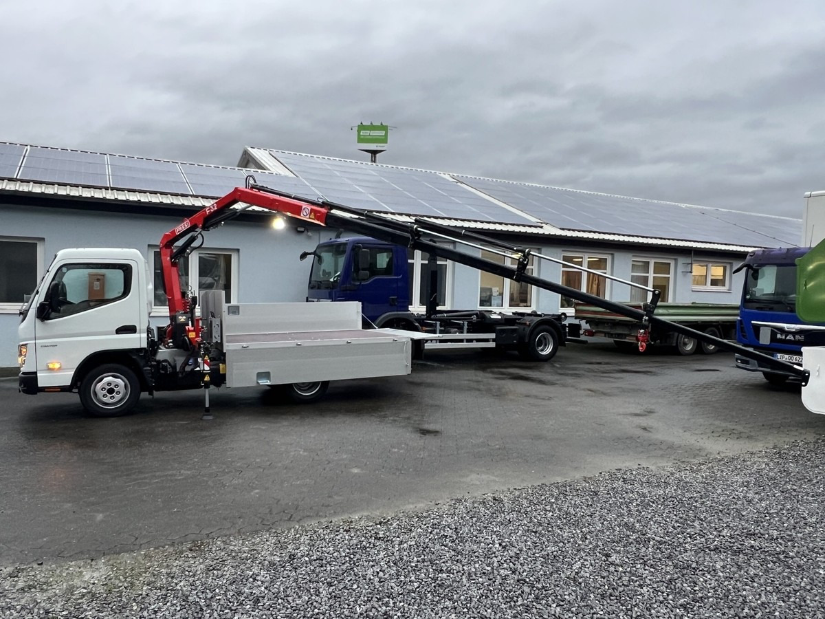 FUSO 3S15 Alu Pritsche 2.80m Ladekran Funk! - Open body delivery van: picture 5 FUSO 3S15 Alu Pritsche 2.80m Ladekran Funk! - Open body delivery van: picture 5