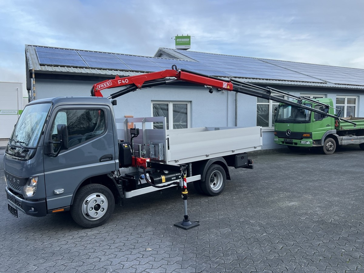 FUSO 6S15 Pritsche 3.0m Kran 4xhydr. Funk! - Crane truck, Dropside/ Flatbed truck: picture 2 FUSO 6S15 Pritsche 3.0m Kran 4xhydr. Funk! - Crane truck, Dropside/ Flatbed truck: picture 2