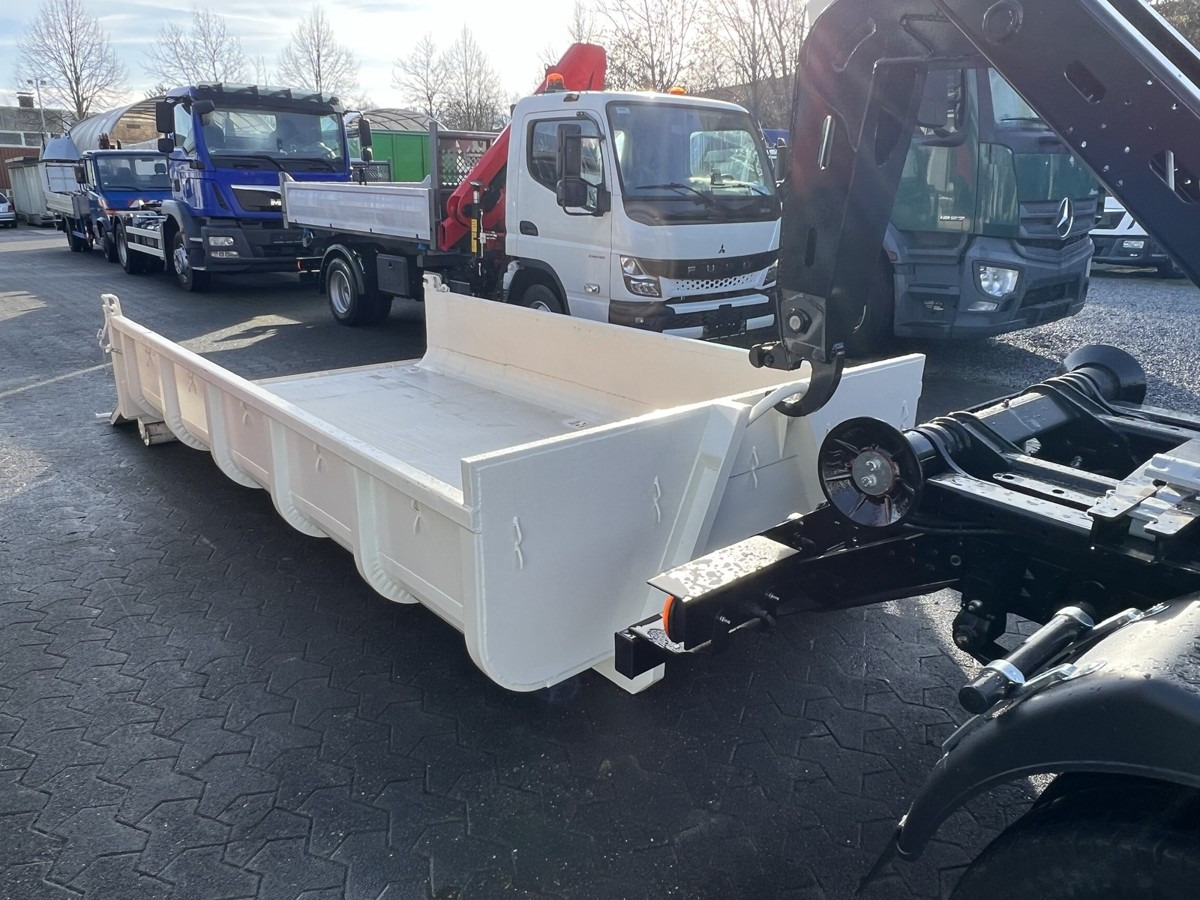 FUSO Canter FUSO 7C18 City Abrollkipper Miete - Hook lift truck: picture 5 FUSO Canter FUSO 7C18 City Abrollkipper Miete - Hook lift truck: picture 5