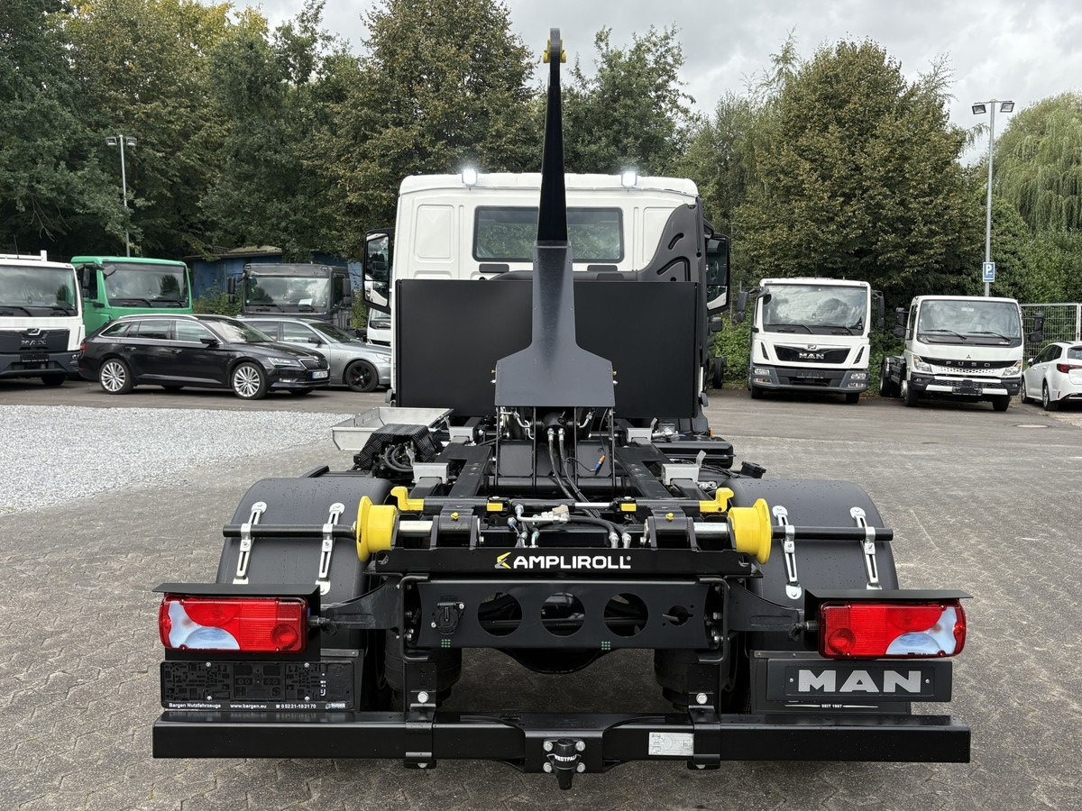 MAN TGL 8.160 BL City Abollkipper Schaltgetriebe - Hook lift truck: picture 5 MAN TGL 8.160 BL City Abollkipper Schaltgetriebe - Hook lift truck: picture 5