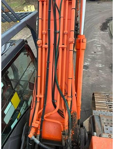 Excavator Isuzu ZX250LC-3 - ZX 250 LC-3 - ZX250: picture 18 Excavator Isuzu ZX250LC-3 - ZX 250 LC-3 - ZX250: picture 18