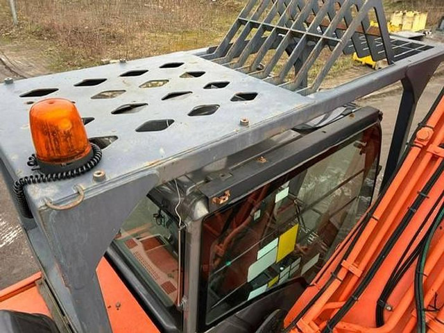 Excavator Isuzu ZX250LC-3 - ZX 250 LC-3 - ZX250: picture 20 Excavator Isuzu ZX250LC-3 - ZX 250 LC-3 - ZX250: picture 20