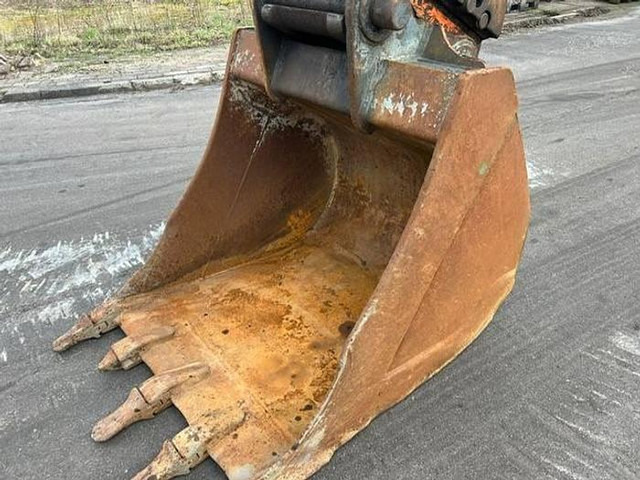 Excavator Isuzu ZX250LC-3 - ZX 250 LC-3 - ZX250: picture 8 Excavator Isuzu ZX250LC-3 - ZX 250 LC-3 - ZX250: picture 8