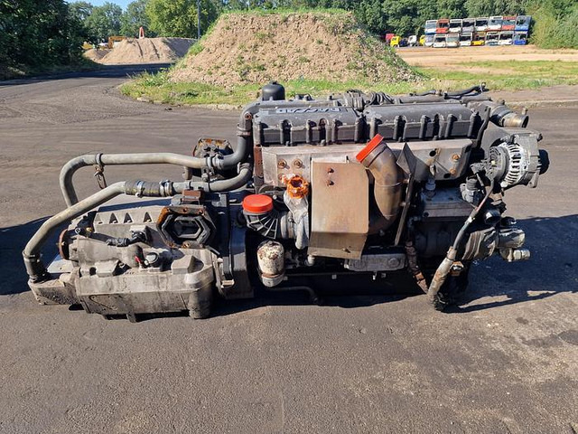 PACCAR PR228 - Spare parts: picture 3 PACCAR PR228 - Spare parts: picture 3