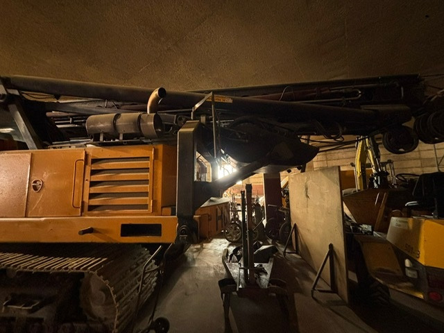 Akerman Banut H14B - Pile driver: picture 5 Akerman Banut H14B - Pile driver: picture 5