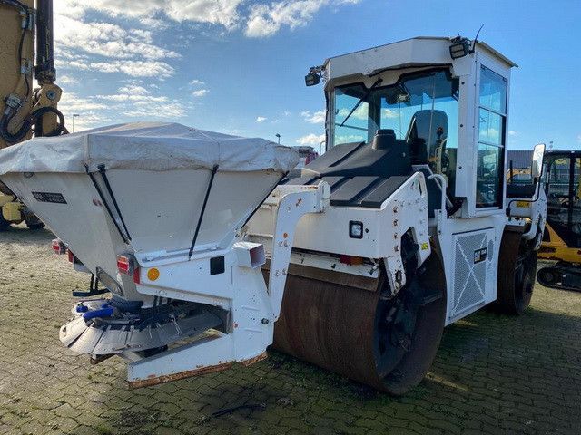 CAT CD54B, Streuer, Kantenschneider, Tandemwalzenzug - Road roller: picture 3 CAT CD54B, Streuer, Kantenschneider, Tandemwalzenzug - Road roller: picture 3