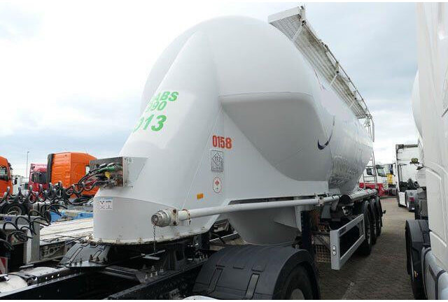 Feldbinder EUT 37.5, 1 Kammern, 37m³, 2 Domdeckel, SAF - Tank semi-trailer: picture 3 Feldbinder EUT 37.5, 1 Kammern, 37m³, 2 Domdeckel, SAF - Tank semi-trailer: picture 3