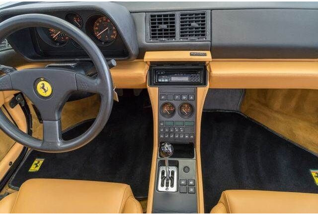 Convertible Ferrari 348 Spider/TOP Zustand/Zahnriemen+TÜV neu!: picture 14 Convertible Ferrari 348 Spider/TOP Zustand/Zahnriemen+TÜV neu!: picture 14