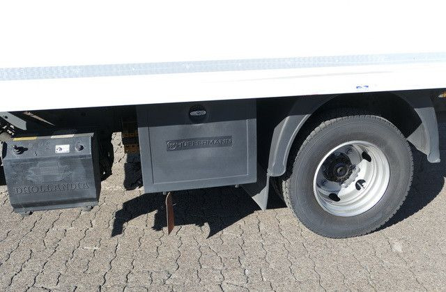 Box van Iveco 80E18 4x2, LBW, AHK, Klima, 6.100mm lang,3. Sitz Iveco 80E18 4x2, LBW, AHK, Klima, 6.100mm lang,3. Sitz: picture 7