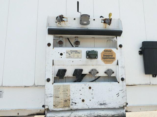 Krone SDK 27, Schlüssellochblech, LBW, Luft-Lift, SAF - Closed box semi-trailer: picture 2 Krone SDK 27, Schlüssellochblech, LBW, Luft-Lift, SAF - Closed box semi-trailer: picture 2