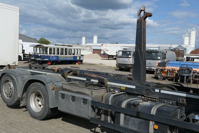 MAN 26.440 TGS, Meiller RK 20.70, Intarder,Lenk-Lift - Hook lift truck: picture 3 MAN 26.440 TGS, Meiller RK 20.70, Intarder,Lenk-Lift - Hook lift truck: picture 3