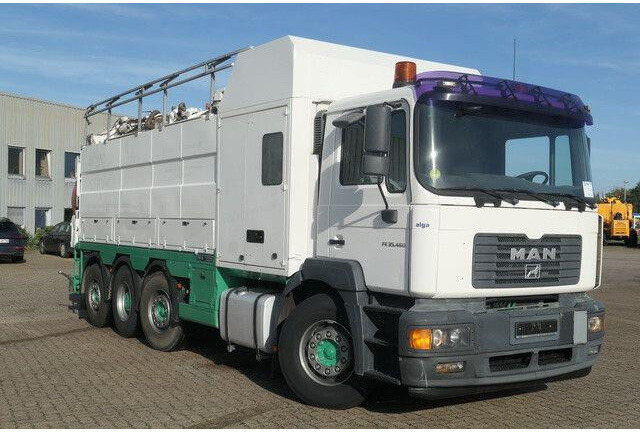 MAN 35.464 FVNLC 8x2, Müller-Fatmaster, Saugaufbau - Vacuum truck: picture 4 MAN 35.464 FVNLC 8x2, Müller-Fatmaster, Saugaufbau - Vacuum truck: picture 4