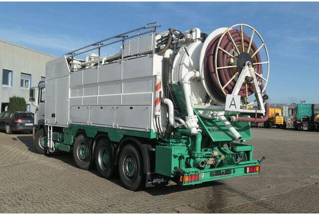 MAN 35.464 FVNLC 8x2, Müller-Fatmaster, Saugaufbau - Vacuum truck: picture 3 MAN 35.464 FVNLC 8x2, Müller-Fatmaster, Saugaufbau - Vacuum truck: picture 3