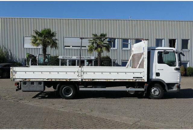 MAN 8.180 TGL BL 4x2, AHK, 3. Sitz, Gerüstbau - Dropside/ Flatbed truck: picture 2 MAN 8.180 TGL BL 4x2, AHK, 3. Sitz, Gerüstbau - Dropside/ Flatbed truck: picture 2