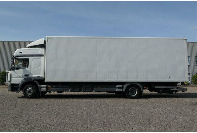 Mercedes-Benz 1224 L Atego 4x2, Möbel, LBW, Klima, Schlafliege - Box truck: picture 5 Mercedes-Benz 1224 L Atego 4x2, Möbel, LBW, Klima, Schlafliege - Box truck: picture 5