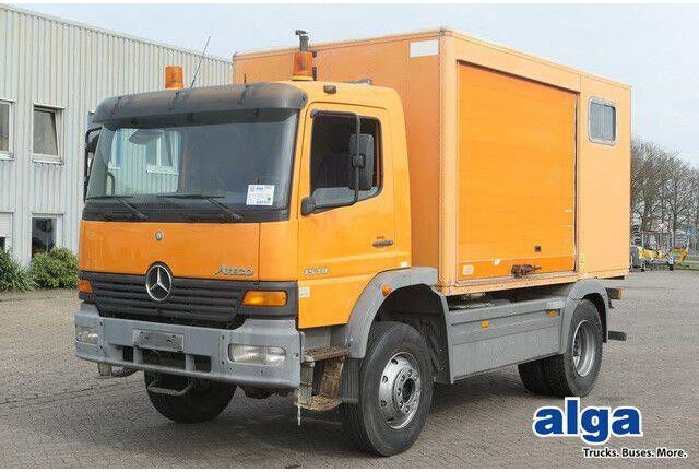 Mercedes-Benz 1518 A Atego 4X4, Klima, AHK, Allrad, Rolltor - Box truck: picture 1 Mercedes-Benz 1518 A Atego 4X4, Klima, AHK, Allrad, Rolltor - Box truck: picture 1