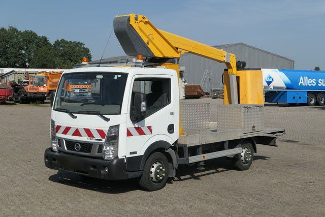 Nissan 32.12 4x2, 11m Arbeitshühe, Klima, 3x am Lager - Truck mounted aerial platform, Commercial vehicle: picture 4 Nissan 32.12 4x2, 11m Arbeitshühe, Klima, 3x am Lager - Truck mounted aerial platform, Commercial vehicle: picture 4