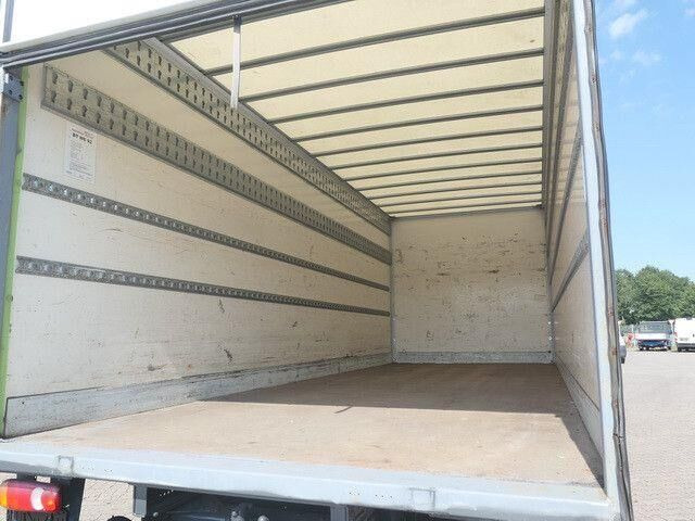 Renault Midlum 220 4x2, 7.100mm lang, LBW, AHK, Luftfed. - Box truck: picture 4 Renault Midlum 220 4x2, 7.100mm lang, LBW, AHK, Luftfed. - Box truck: picture 4