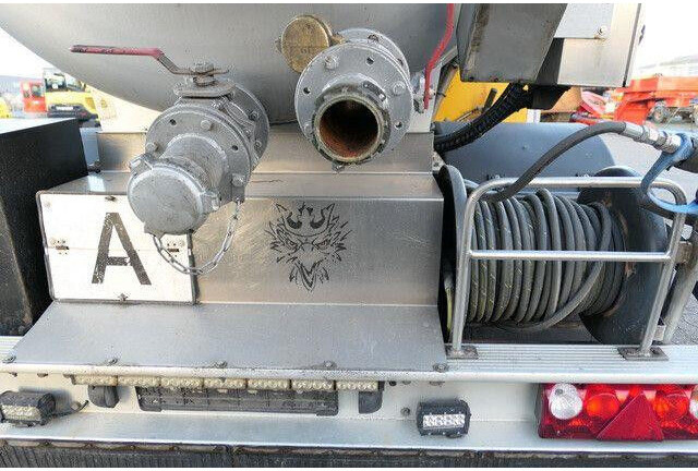 Tank Saug Truck XXL 18,Kanalreiniger,Pumpe,Alu-Felgen - Vacuum truck: picture 3 Tank Saug Truck XXL 18,Kanalreiniger,Pumpe,Alu-Felgen - Vacuum truck: picture 3