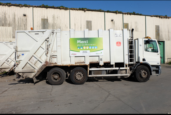 Garbage truck REF : 18 - Camion Poubelle DAF CF75: picture 6