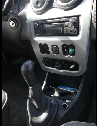 Combi van REF:3422 - Voiture Dacia Logan 1.5 DCI break (2012-184.407 km): picture 16