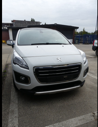 REF:C20639 - Voiture Peugeot 3008 (2015-237.408 km) (VIN: VF30U5GZTFS219665) - Car: picture 2 REF:C20639 - Voiture Peugeot 3008 (2015-237.408 km) (VIN: VF30U5GZTFS219665) - Car: picture 2