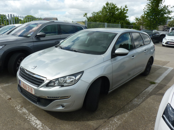 Voiture Peugeot 308 (2016-235.833 km-VIN:VF3LCBHXGS235579) - Car: picture 1 Voiture Peugeot 308 (2016-235.833 km-VIN:VF3LCBHXGS235579) - Car: picture 1